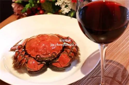 螃蟹和红酒能一起吃吗